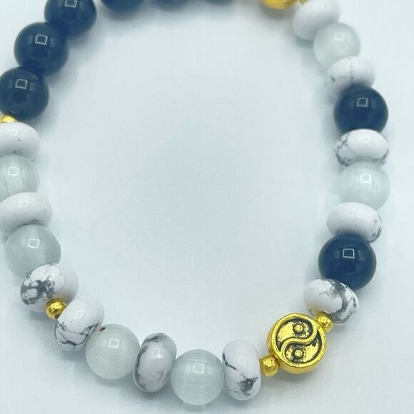Yin Yang selenite golden obsidian howlite beaded stretch bracelet ONE NEW crysta - Picture 8 of 8